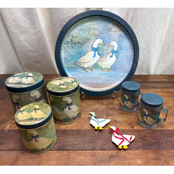 Winter Geese Vintage 80's Nesting Tins Canisters. Tray . & Salt & Pepper Shakers - Picture 1 of 16